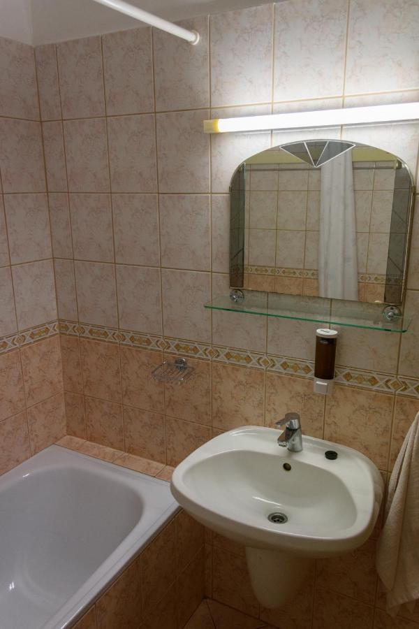 Erika Apartman Sárvár Exterior foto