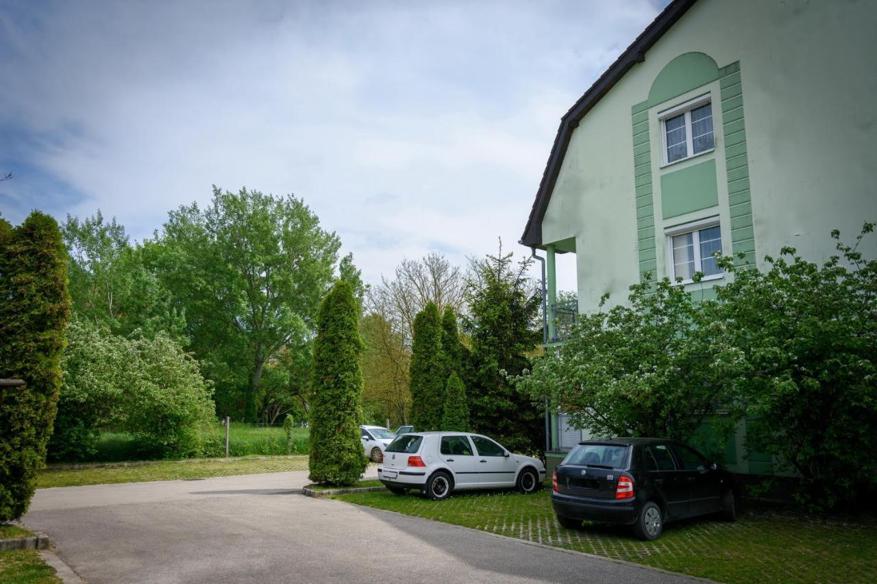 Erika Apartman Sárvár Exterior foto